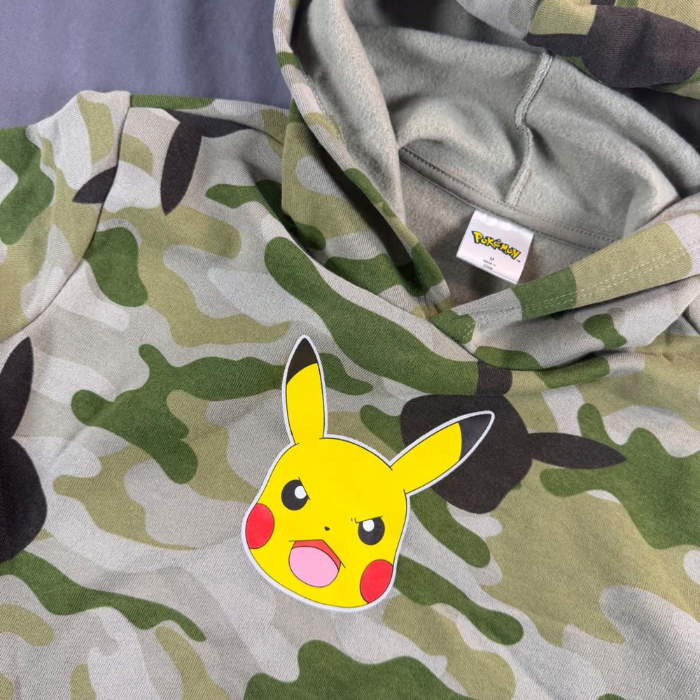 Pokemon Pikachu Camo Hoodie Mad Engine Comfy Fleece Green Sweatshirt Medium